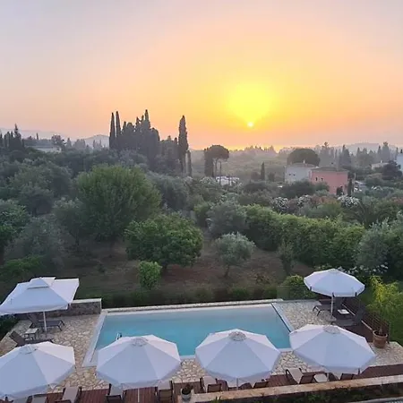 Apartment Hibiscus Suites - Ground Floor Suites 1&2 *