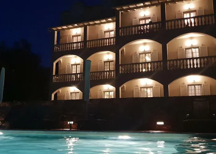 Hibiscus - Ground Floor 1 & 2