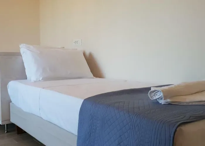 Hibiscus - Ground Floor 1 & 2